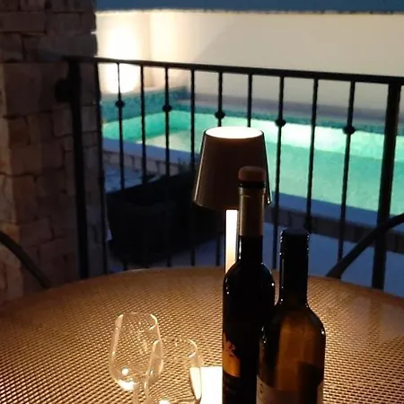 Traumferienwohnung Mit Privatem Pool & Gemuetlicher Grillecke Am Meer, Kroatien, Istrien, Bei Medulin - Bester Urlaub An Der Adria, Fuer Paare * Ližnjan