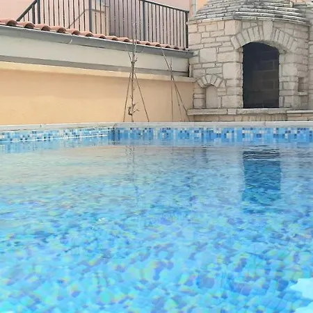 Apartment Traumferienwohnung: Meerblick-apartment Mit Privatpool In Istrien Liznjan