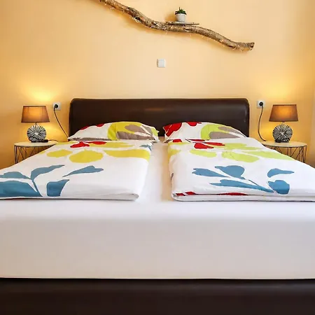 Traumferienwohnung Mit Privatem Pool & Gemuetlicher Grillecke Am Meer, Kroatien, Istrien, Bei Medulin - Bester Urlaub An Der Adria, Fuer Paare Apartamento *